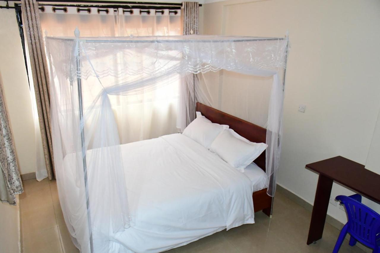 Golden Cherries Guest House Τζίντζα Εξωτερικό φωτογραφία