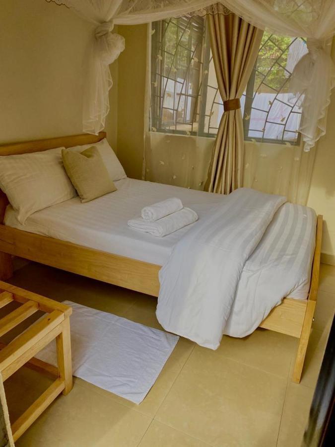 Golden Cherries Guest House Τζίντζα Εξωτερικό φωτογραφία
