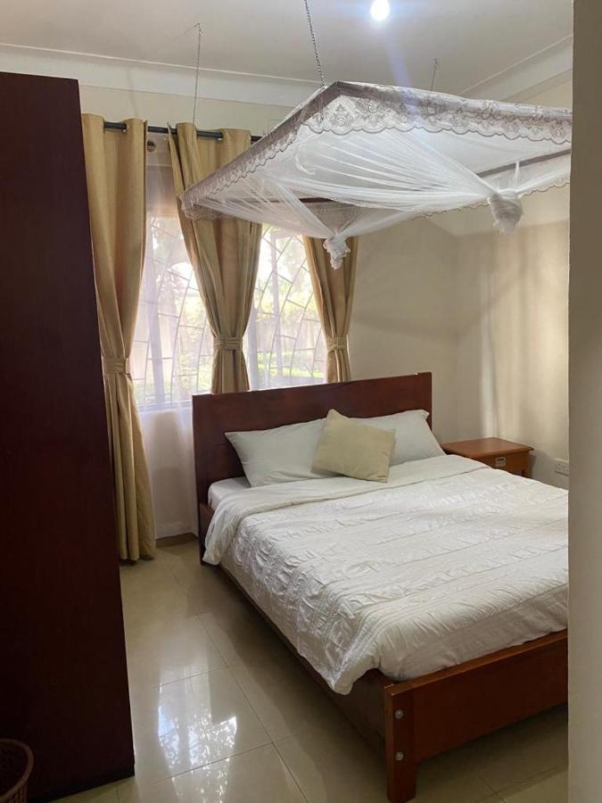 Golden Cherries Guest House Τζίντζα Εξωτερικό φωτογραφία