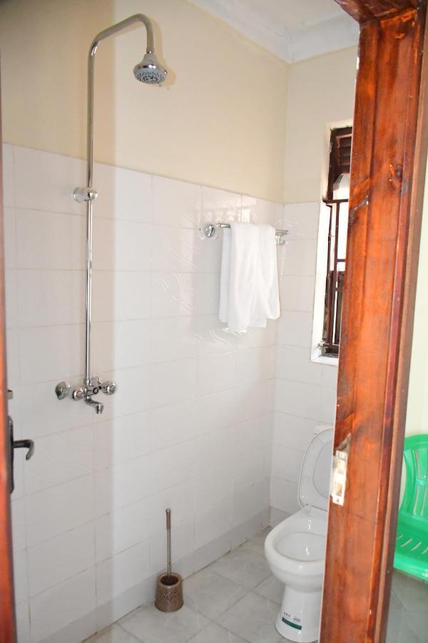 Golden Cherries Guest House Τζίντζα Εξωτερικό φωτογραφία